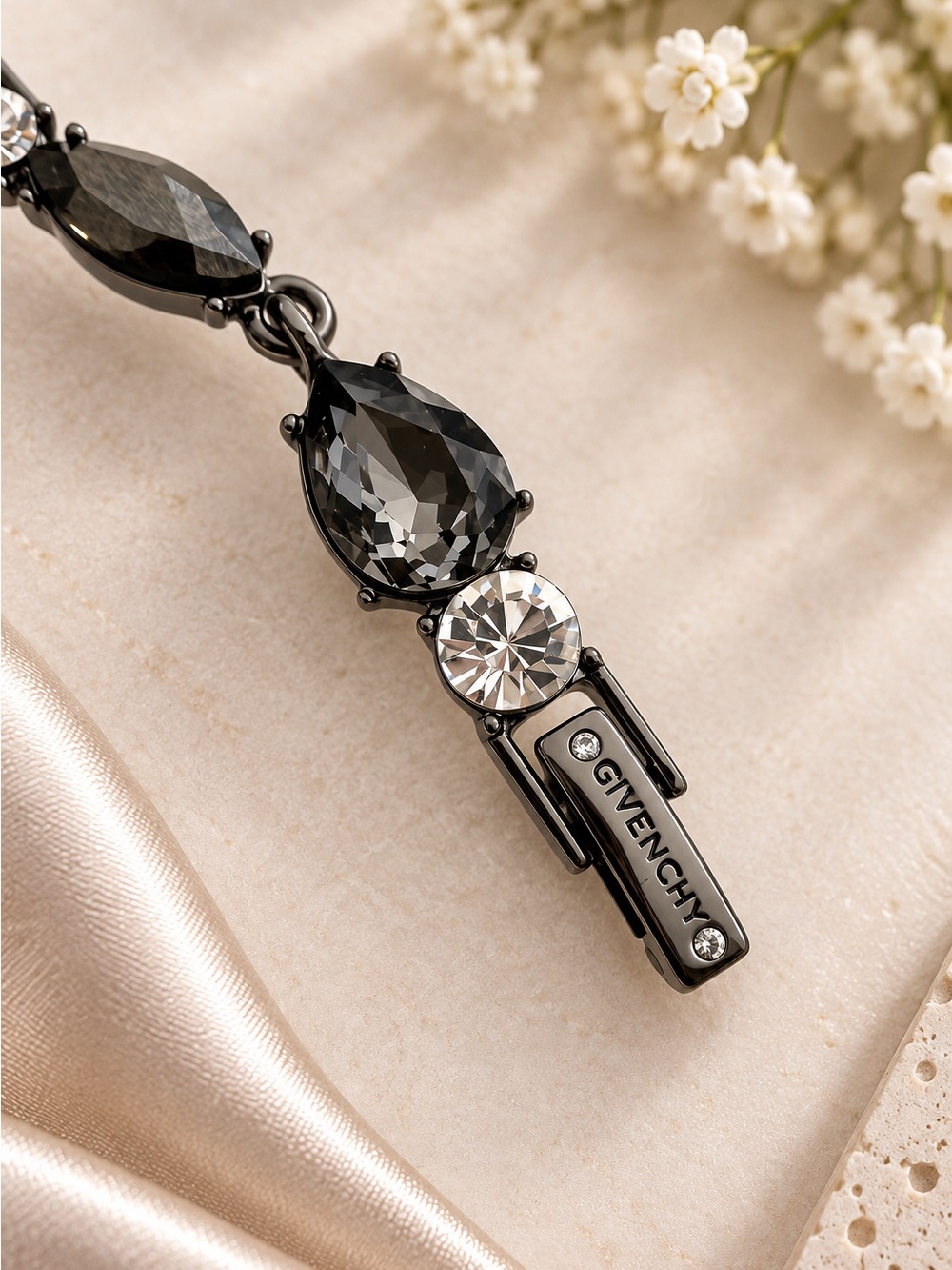 Givenchy Gunmetal Crystal Link Bracelet Black Gray Faceted Stones - Picture 5 of 5